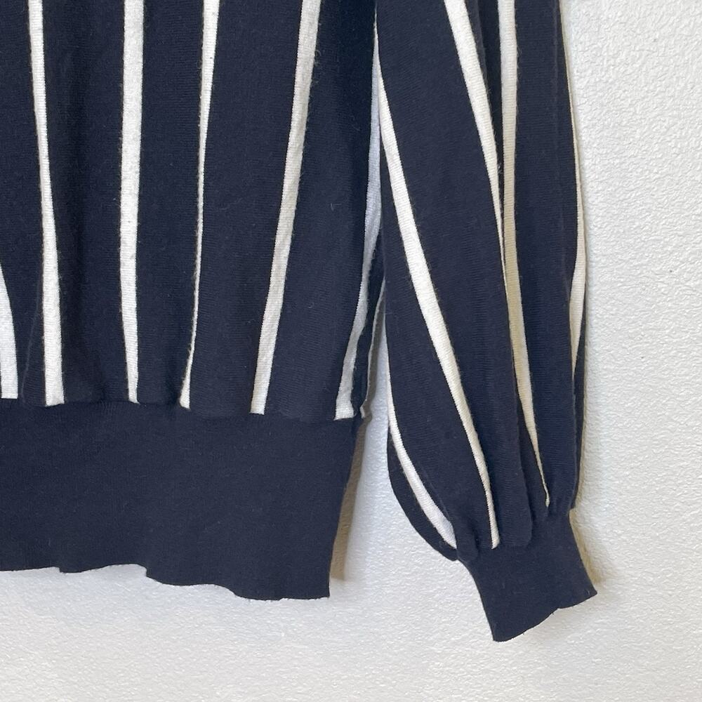 Umgee Tie Cross Back Sweater Womens Size Large Navy Blue White Horizontal Stripe - Picture 3 of 8